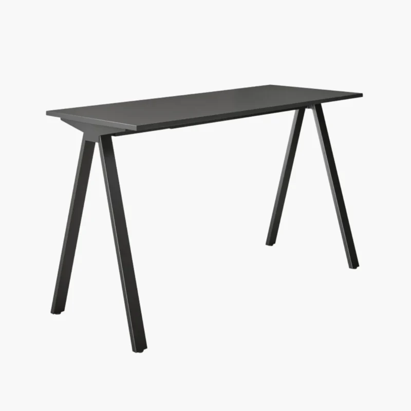 Hoge vergadertafel samenstellen